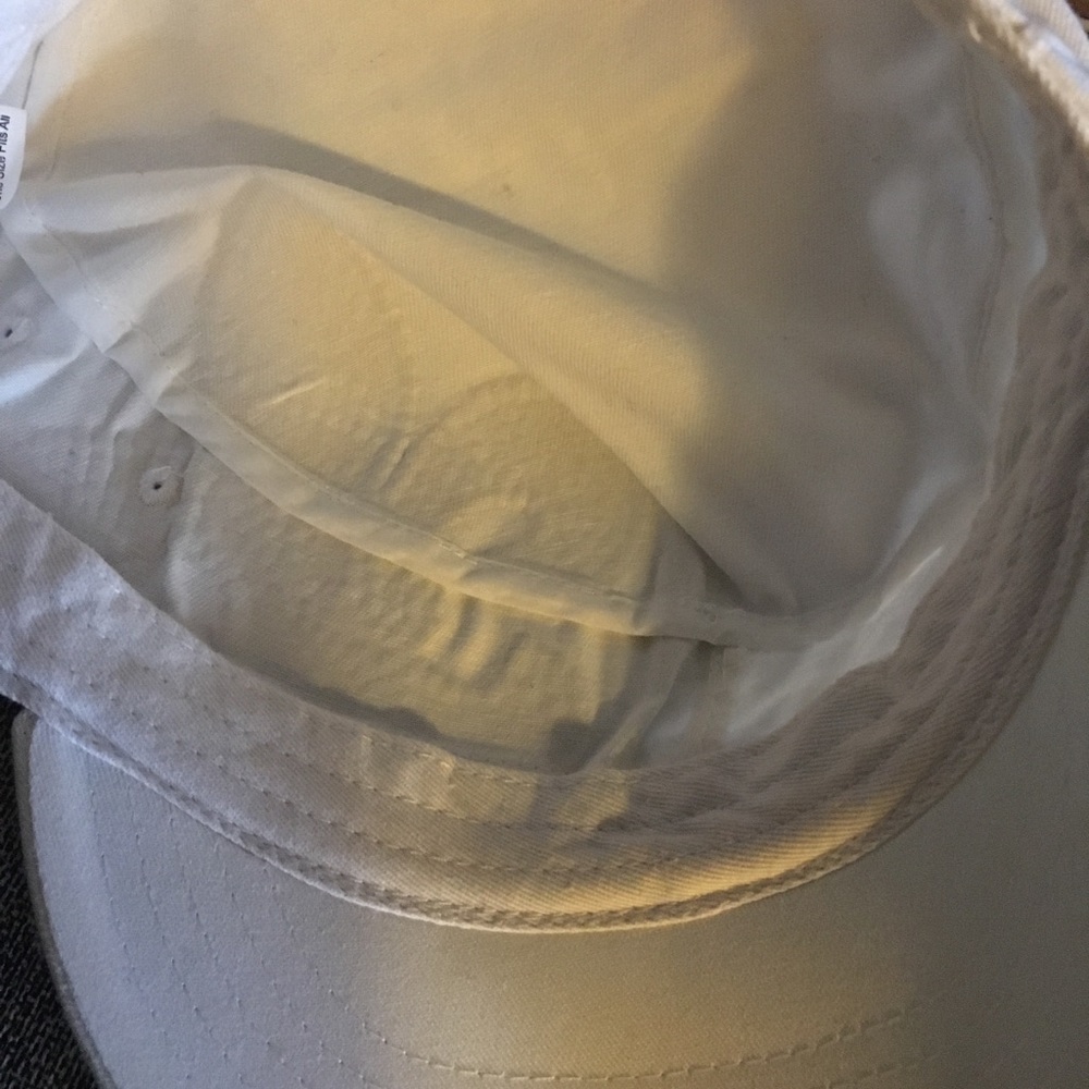 White summer hat - Picture 5 of 5